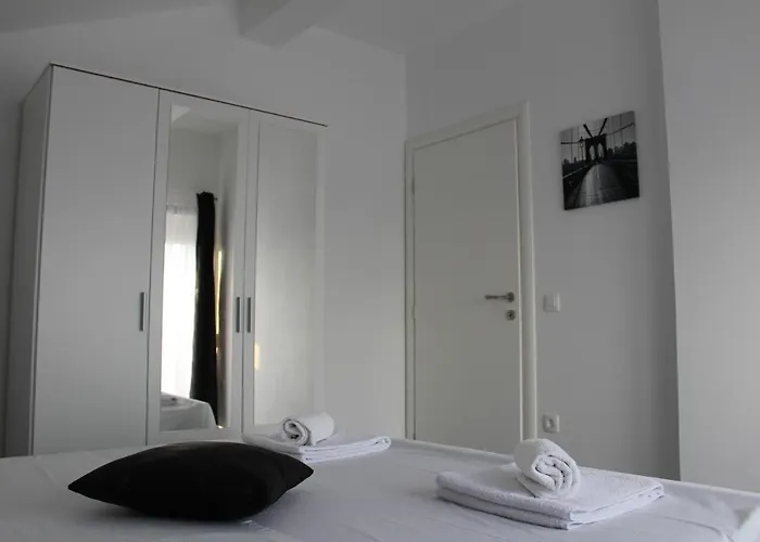 Floor Apartamento *