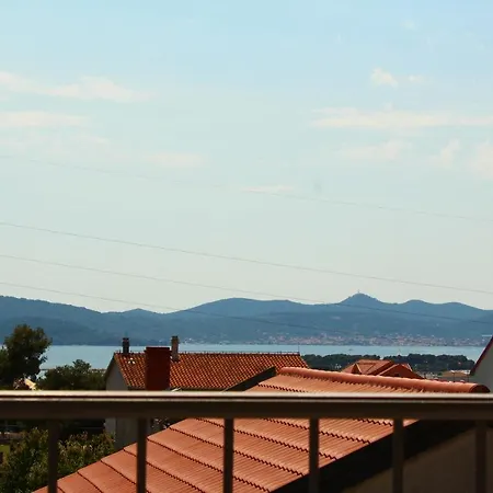 アパート Floor *